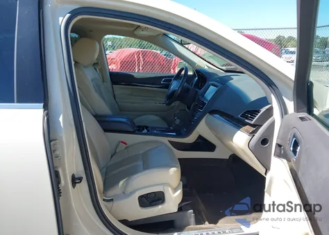 2014 Lincoln Mkt Ecoboost z USA, uszkodzony, nr VIN 2LMHJ5AT8EBL57549